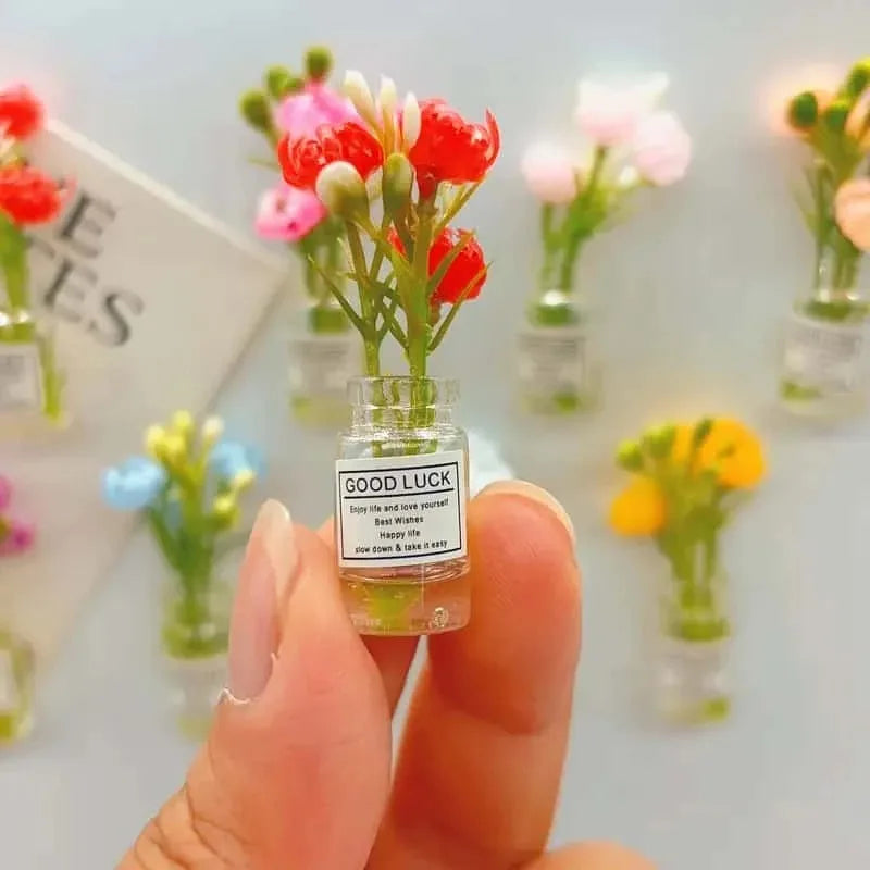 Mini Good Luck Flower Vase 🌸✨