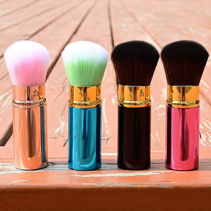 💄✨ Portable Retractable Makeup Brush ✨💄