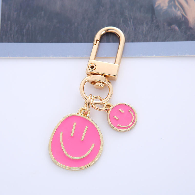😊✨ Smiley Face Keychain – Cute &amp; Trendy Bag Charm ✨😊