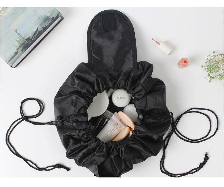 Drawstring Makeup Bag 🎀