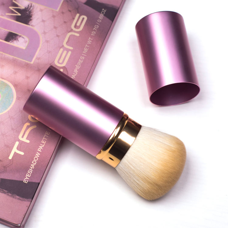 💄✨ Portable Retractable Makeup Brush ✨💄
